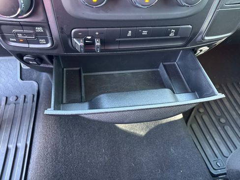 Used 2024 RAM 1500 Classic Warlock w/ Trailer Tow Group image 31