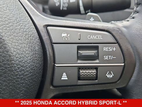Used 2025 Honda Accord Sport image 27