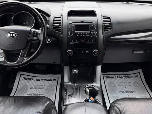 Used 2011 Kia Sorento EX AWD/4WD image 16