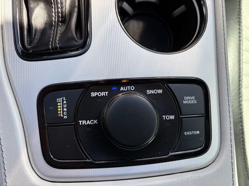 Used 2021 Jeep Grand Cherokee Trackhawk AWD/4WD image 30