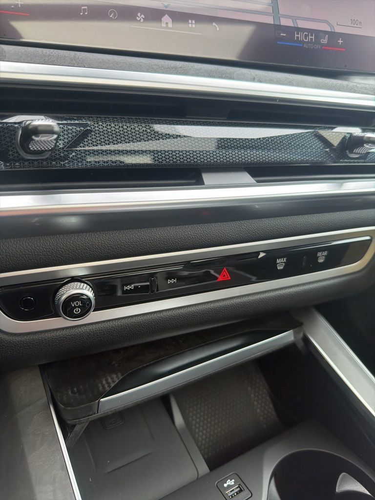 New 2026 BMW X5 xDrive40i AWD/4WD image 33