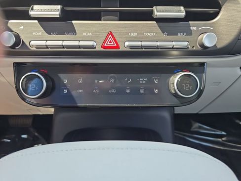 New 2026 Hyundai Palisade Calligraphy FWD image 18