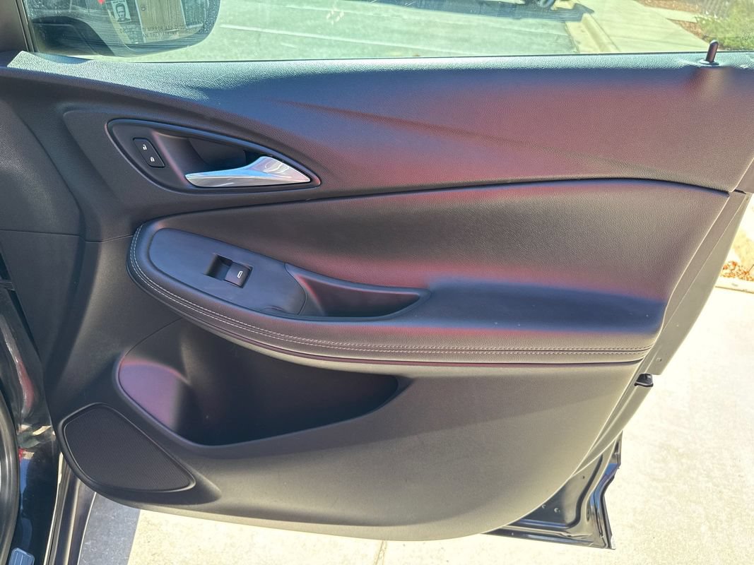 Used 2020 Buick Encore GX Select AWD/4WD image 16