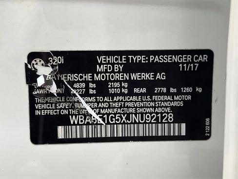 Used 2018 BMW 320i Sedan RWD image 19