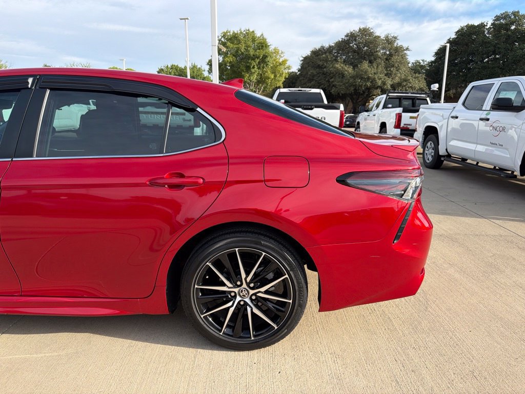 Used 2024 Toyota Camry SE FWD image 8