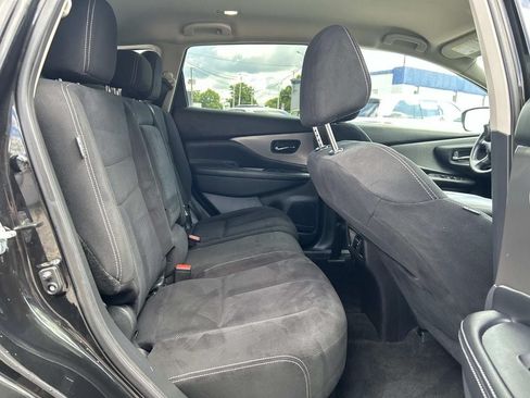 Used 2019 Nissan Murano SV AWD/4WD image 16