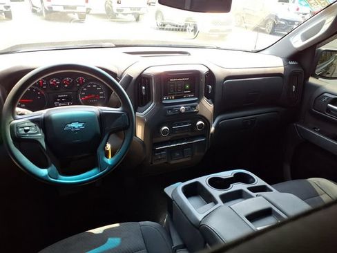 Used 2019 Chevrolet Silverado 1500 Custom Trail Boss AWD/4WD image 7