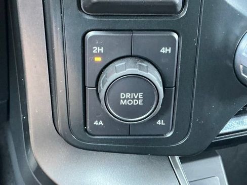 Used 2025 Ford F150 Lariat w/ Equipment Group 501A Mid AWD/4WD image 29