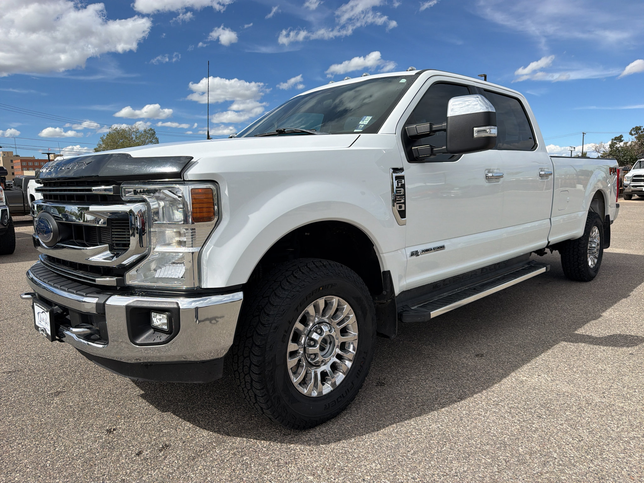 Used 2022 Ford F350 XLT w/ XLT Premium Package AWD/4WD image 3