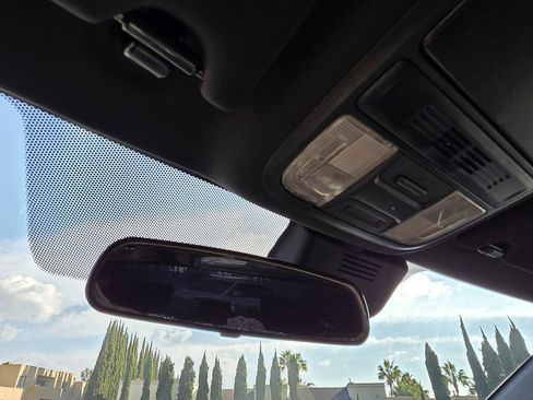 Used 2018 Honda Accord Sport image 37