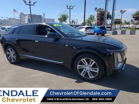 Certified 2024 Cadillac Lyriq Tech RWD image 2