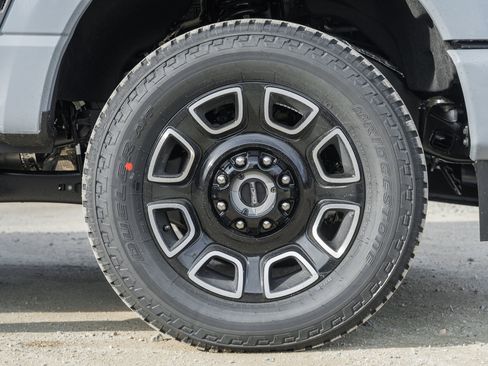 New 2026 Ford F250 Platinum image 21