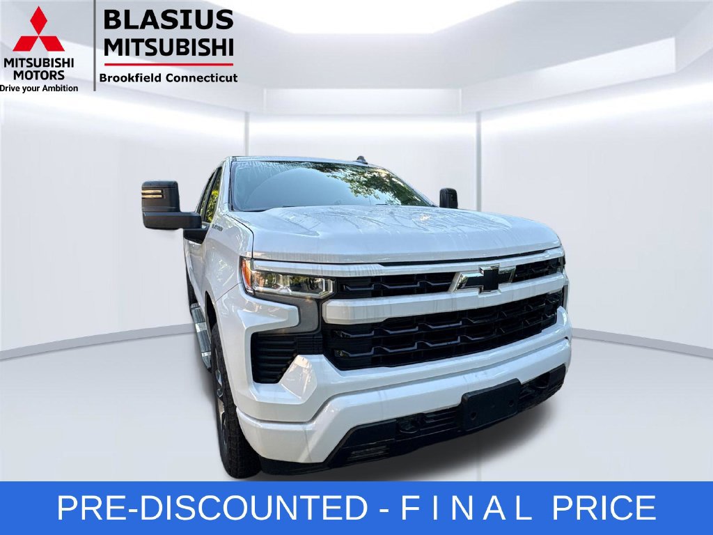 Used 2024 Chevrolet Silverado 1500 RST w/ Protection Package AWD/4WD image 5