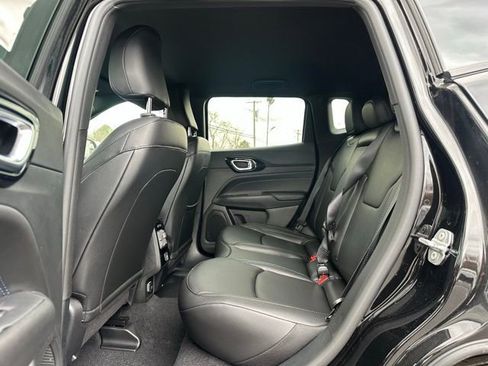 New 2026 Jeep Compass Limited AWD/4WD image 18