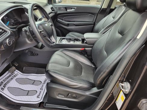 Used 2020 Ford Edge Titanium w/ Equipment Group 301A AWD/4WD image 9