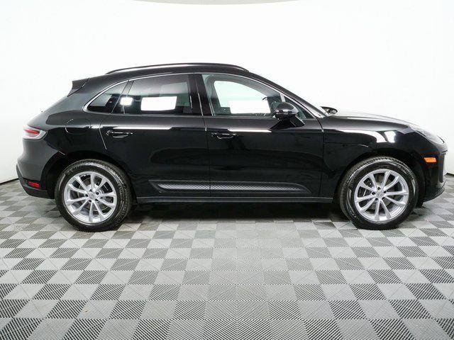 Certified 2026 Porsche Macan AWD/4WD image 28