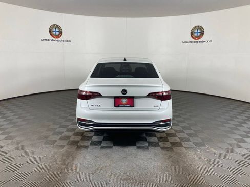 Used 2024 Volkswagen Jetta SEL image 20