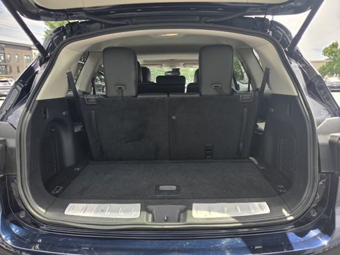 Used 2018 INFINITI QX60 Luxe w/ Premium Plus Package AWD/4WD image 32