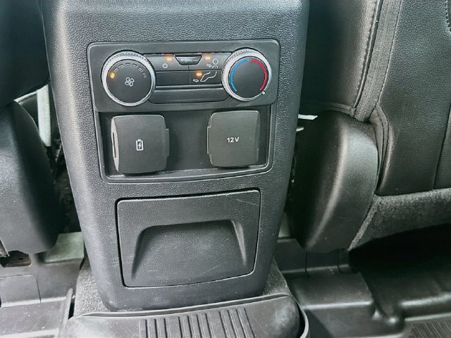 Used 2022 Ford Explorer ST-Line AWD/4WD image 28