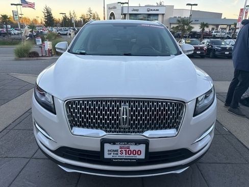 Used 2019 Lincoln MKC Select w/ Select Plus Package image 2