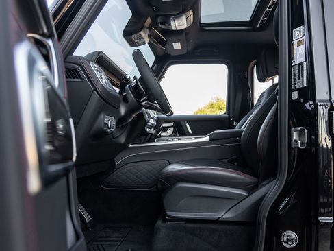 Used 2025 Mercedes-Benz G 63 AMG 4MATIC image 20