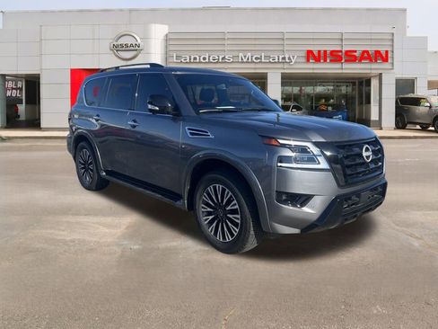 Used 2024 Nissan Armada SL w/ Midnight Edition Package image 2