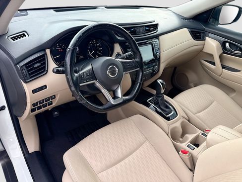 Used 2020 Nissan Rogue SV image 26