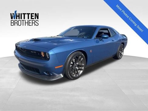 Used 2021 Dodge Challenger R/T Scat Pack RWD image 1