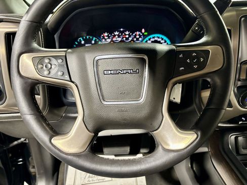 Used 2017 GMC Sierra 2500 Denali w/ Duramax Plus Package AWD/4WD image 40