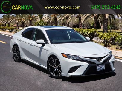 Used 2019 Toyota Camry SE w/ Carpet Mat Package