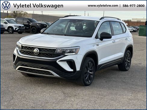 Certified 2022 Volkswagen Taos S w/ IQ Drive S Package image 5