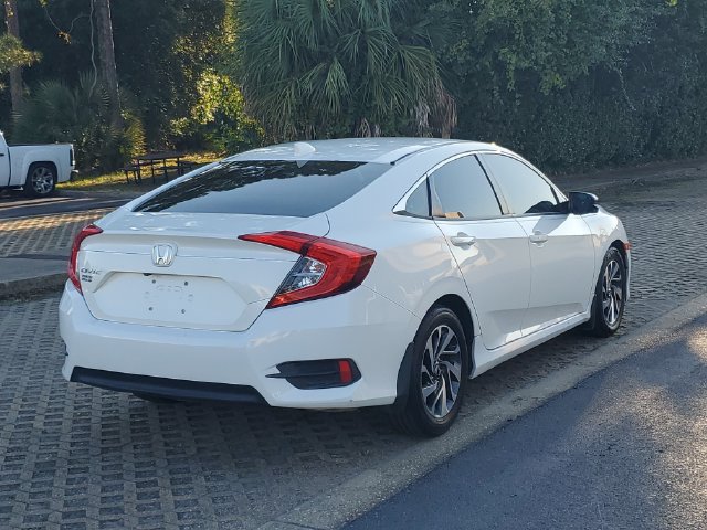 Used 2018 Honda Civic EX image 6