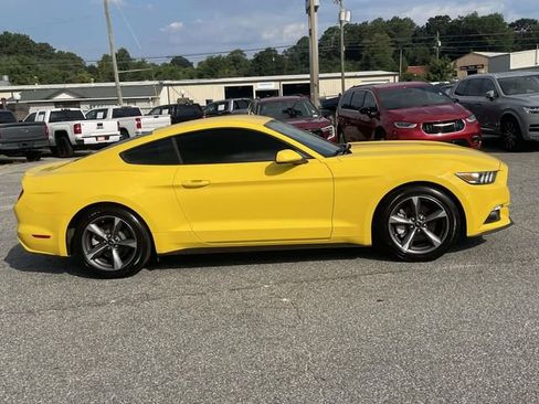 Used 2015 Ford Mustang Coupe w/ Equipment Group 051A RWD image 2