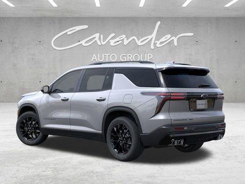 New 2026 Chevrolet Traverse LT w/ Midnight/Sport Edition AWD/4WD image 3