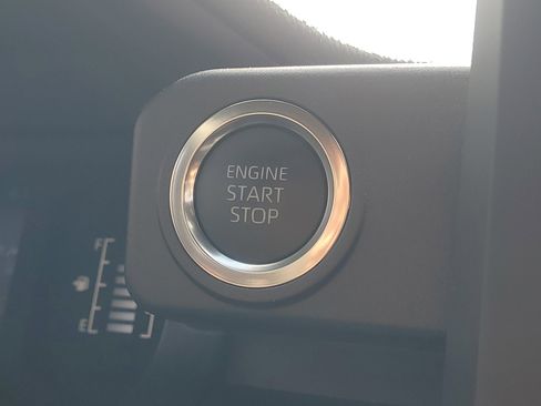 Used 2025 Toyota 4Runner SR5 RWD image 30