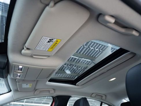 Used 2021 MAZDA MAZDA3 2.5 Turbo Sedan w/Premium Plus image 19