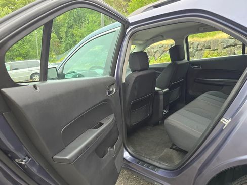 Used 2013 Chevrolet Equinox LS FWD image 21