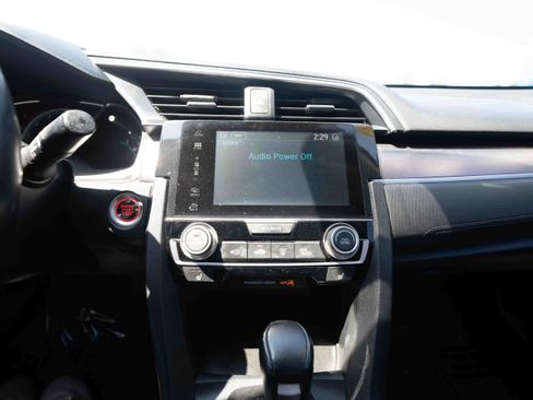 Used 2017 Honda Civic Touring image 17