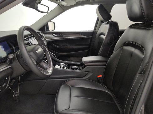 Used 2023 Jeep Grand Cherokee 4WD 4xe image 17