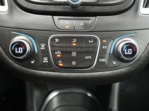 Used 2023 Chevrolet Malibu LT image 28