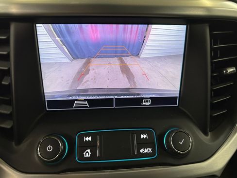 Used 2021 GMC Acadia SLE w/ Driver Convenience Package image 15