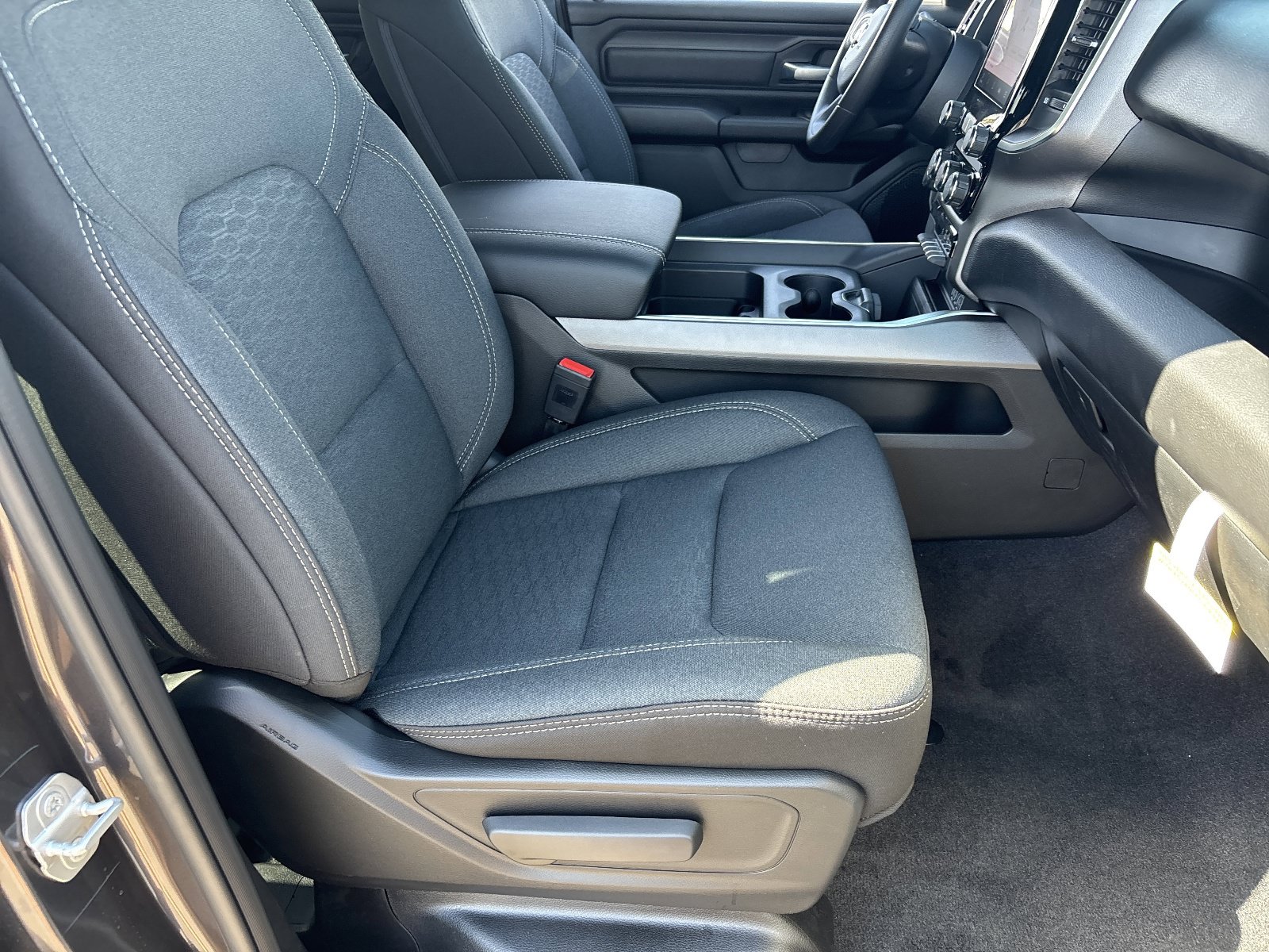New 2026 RAM 1500 Express AWD/4WD image 10