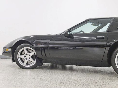 Used 1990 Chevrolet Corvette ZR-1 image 14