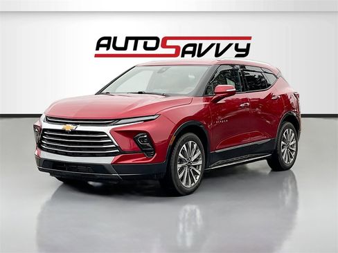 Used 2023 Chevrolet Blazer Premier w/ Driver Confidence II Package image 3