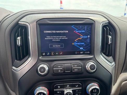 Used 2023 GMC Sierra 2500 Denali w/ Denali Black Diamond Edition AWD/4WD image 42
