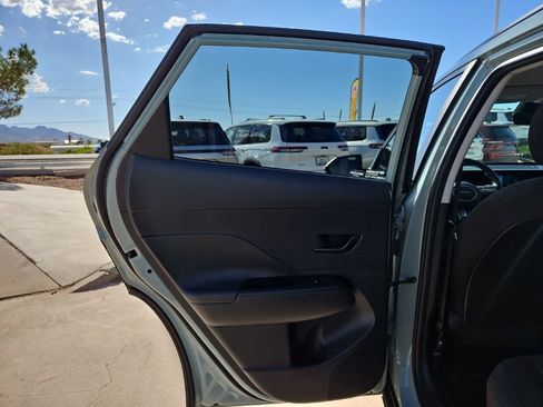 Used 2025 Hyundai Kona SEL FWD image 13