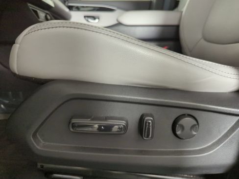 Certified 2025 Honda Pilot EX-L image 26