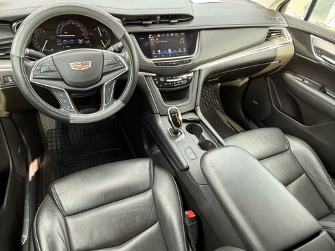 Used 2019 Cadillac XT5 Premium Luxury image 12