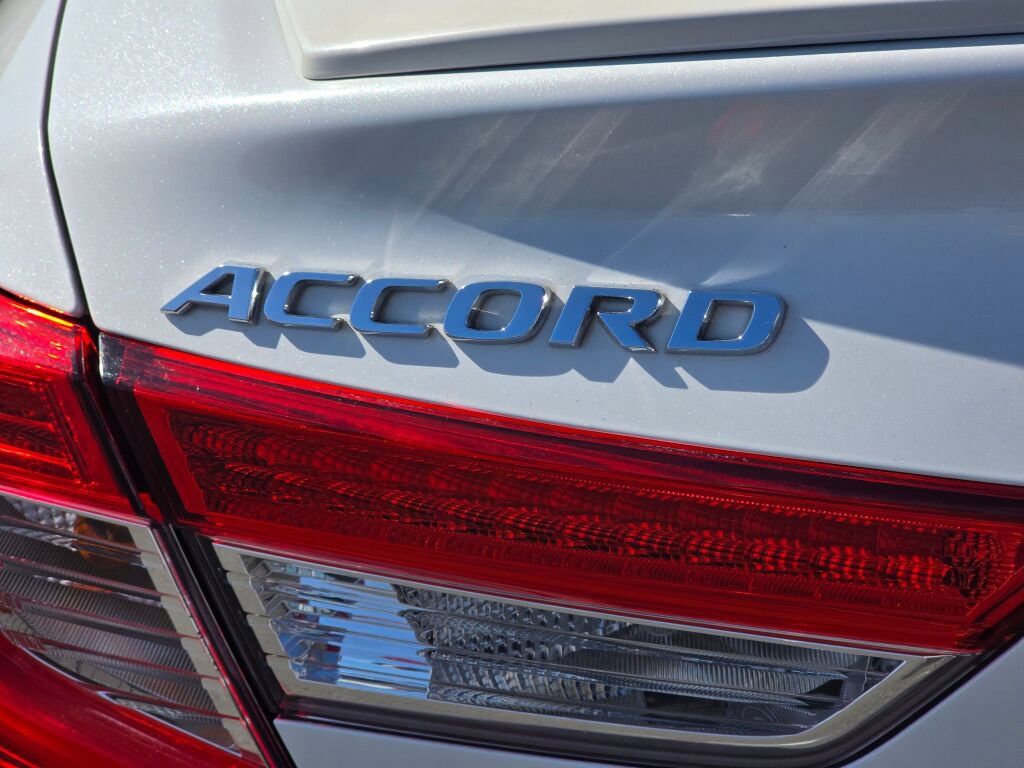 Used 2019 Honda Accord Sport image 13