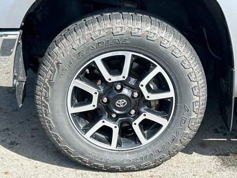 Used 2017 Toyota Tundra SR5 w/ TRD Off Road Package AWD/4WD image 21